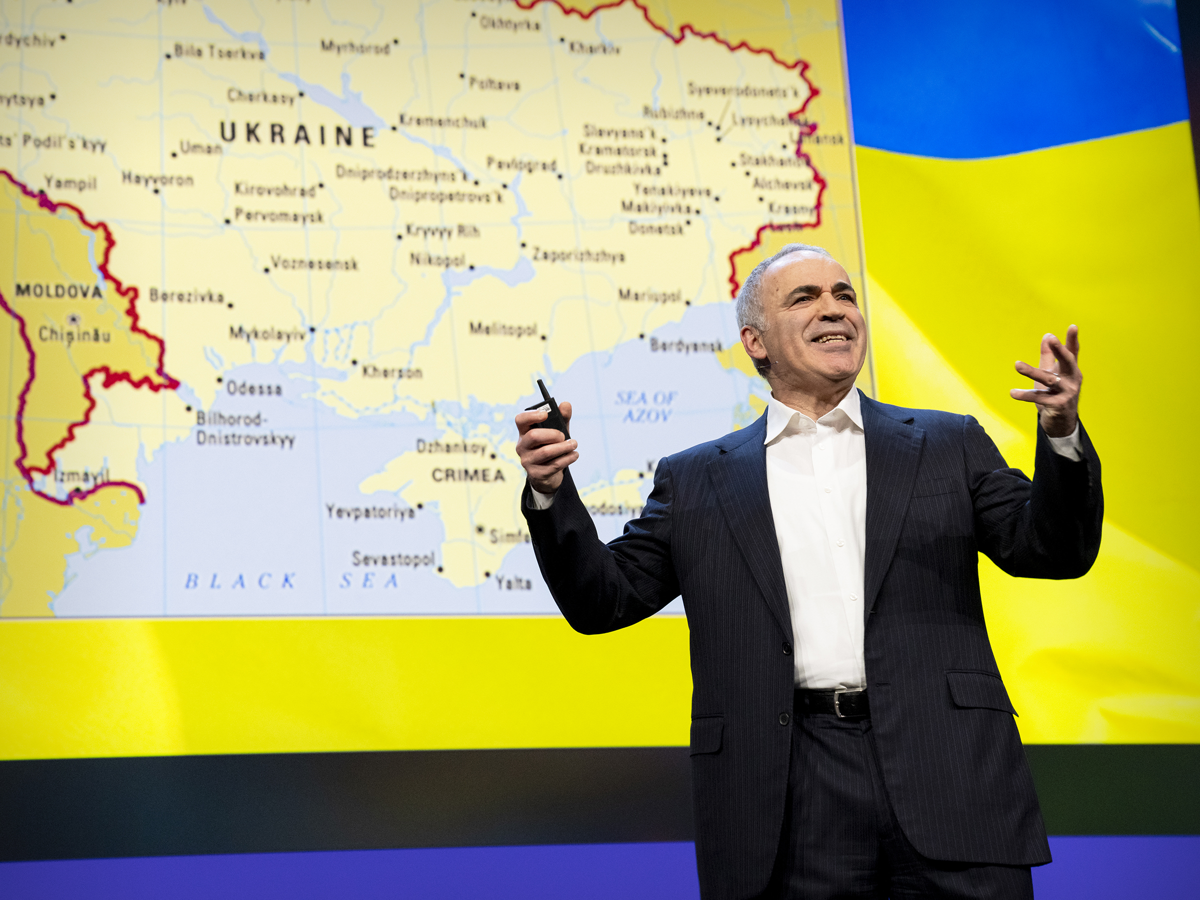 Enxadrista russo Garry Kasparov fala no Fronteiras do Pensamento